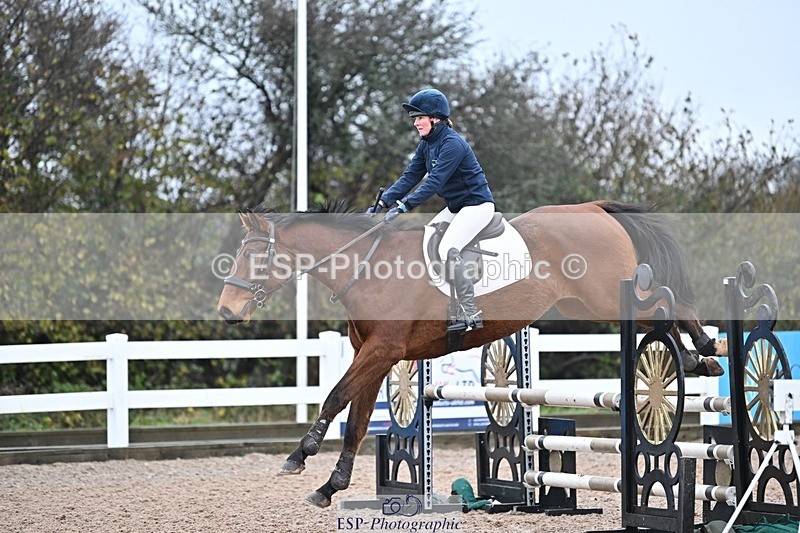 241127-093327-00030 - Cls 01A&B Brit Nov & 90cm Open