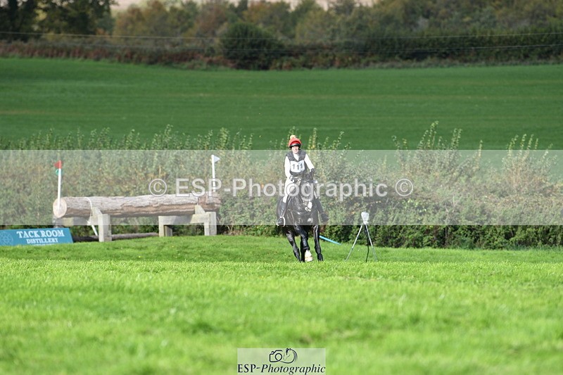 251024A-120405-09137 - B-111-Polly.Walker