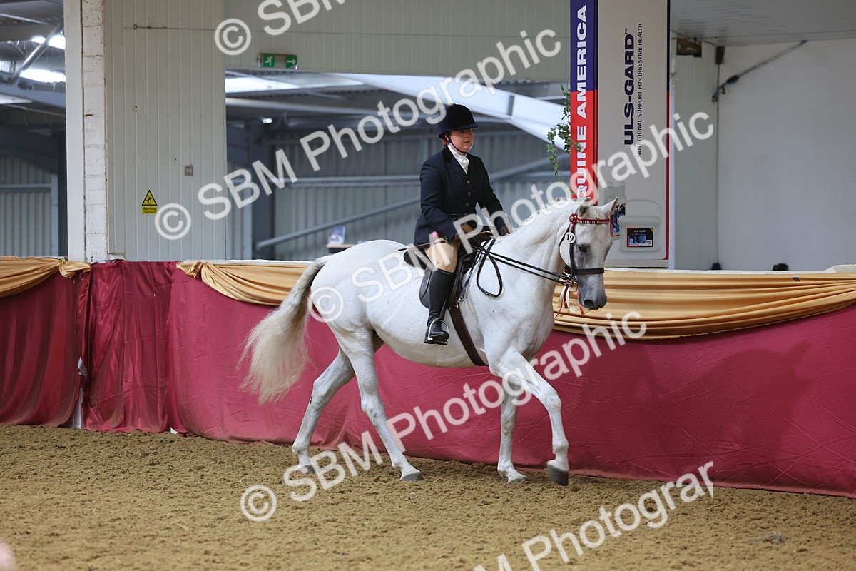 SBM_24521 - Class 906 - Supreme Final - Ridden Pre Vet