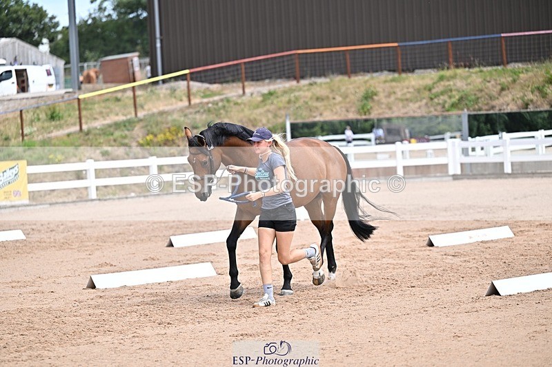 250716-130955-00377 - Trot Up 12.30 to 1.30