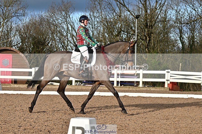 241214-131355-02349 - 106-Tyler.Bradshaw-Mexx