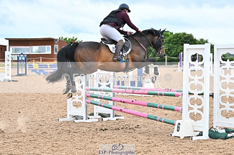 240608A-091722-01935 - Cls 1 Snr British Novice and 90cm Open