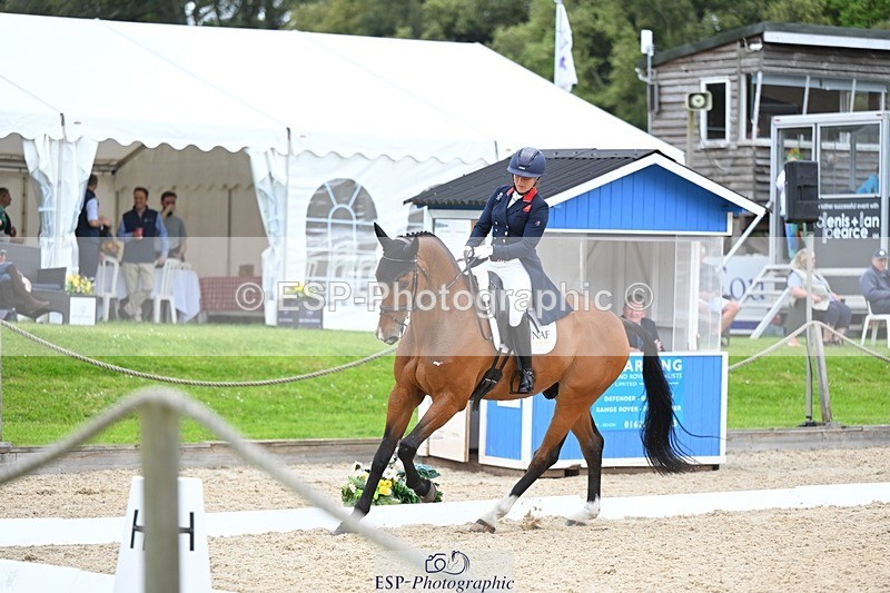 240524-114139-08984 - 520-LONDON_52-Laura_Collett