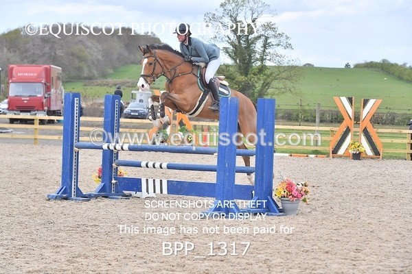 BPP_1317 - CLASS 15 SAT Senior BritiNovice/ 90cm Open