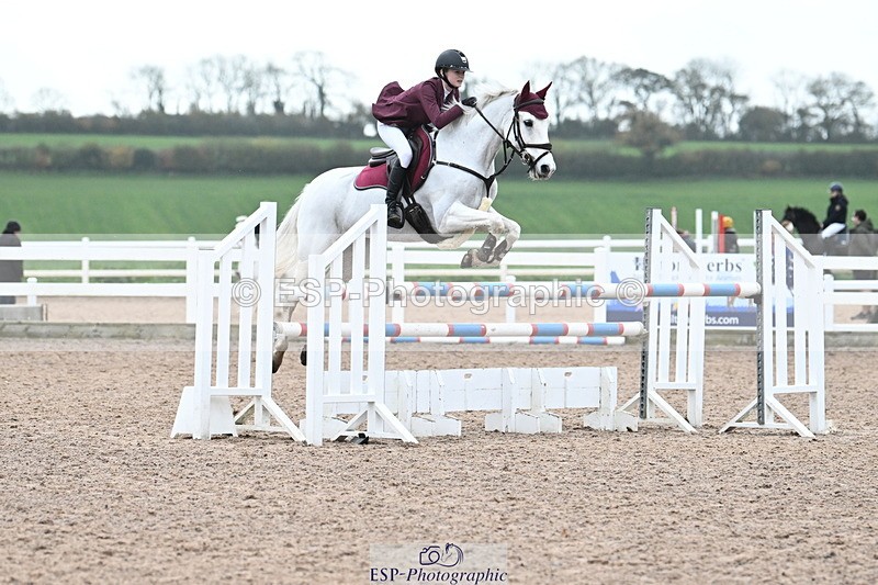 231118A-141033-03307 - Cls 9 Foxhunter & 1.10m Open