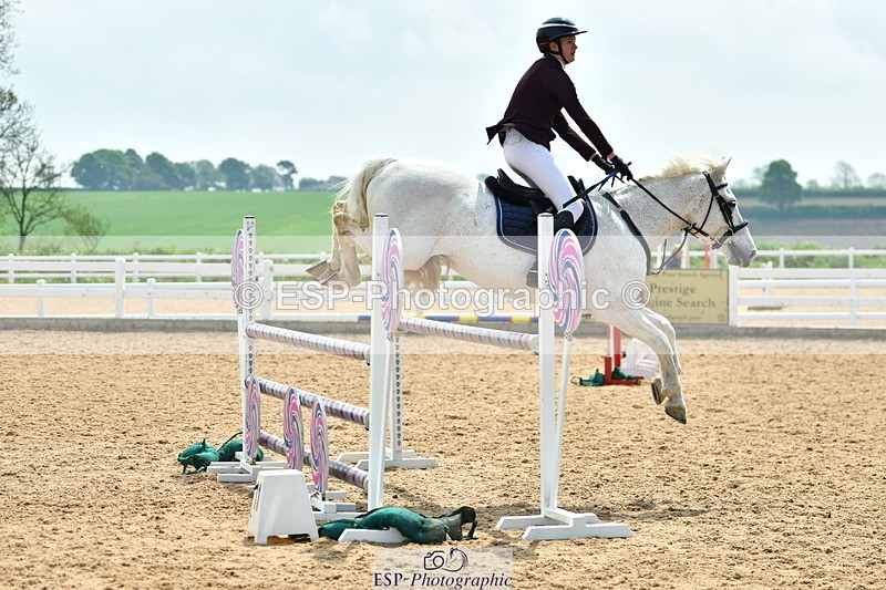 230514A-134353-03039 - Cls 25 Pony Foxhunter & 1.10m Open