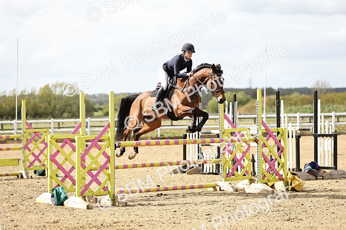 SBM_001233 - Class 4 - Senior Newcomers - 1.10m