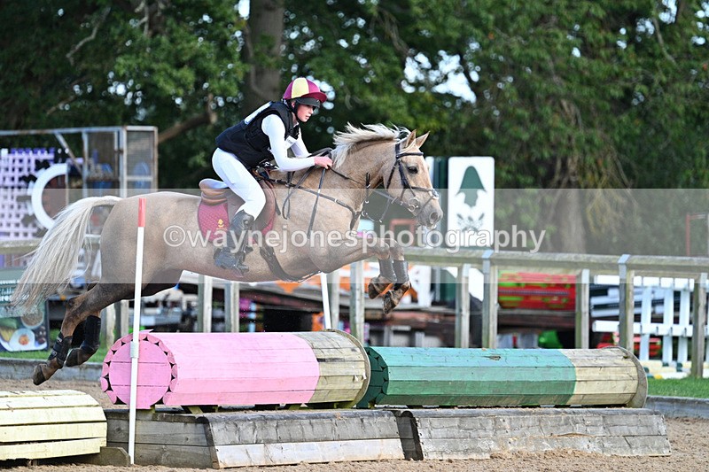 WJ7_5319 - Time 15:56 to 16:17