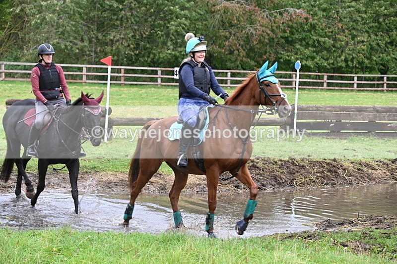 WJ6_6437 - Time at Photographer 12:41 to 13:05