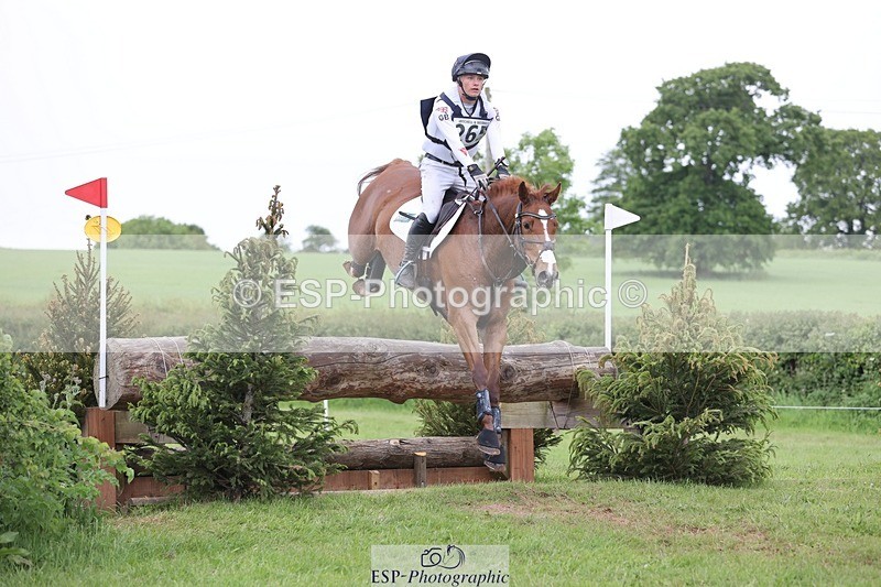240525-163826-18145 - 265-GREANNANSTOWN_MONBEG_JOE-Finn_Healy