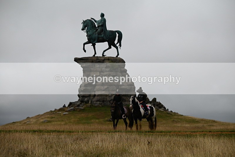 DSC_1871 - Time at Statue 12:13 to 12:32
