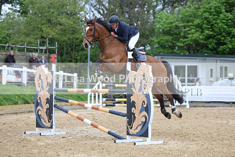3E7A4209 - Class 7: Senior Foxhunter/1.20 open