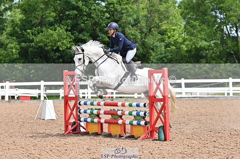 240619A-111132-00035 - Cls 1 British Novice and 90cm Open