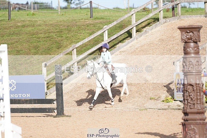 260926-153606-01265 - Cls 13 70cm Speed Derby