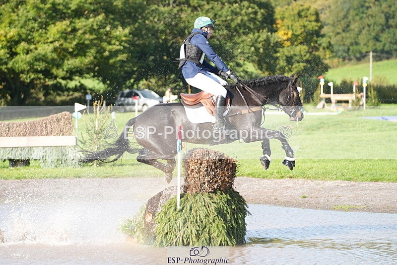 251024A-104359-06889 - A-004-Max.Warburton