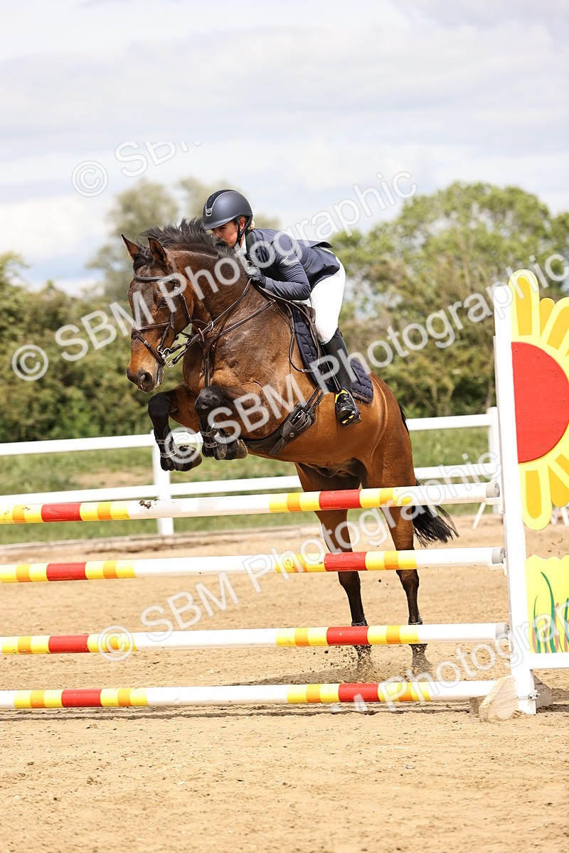 SBM_003354 - Class 11 - Senior Newcomers - 1.10m