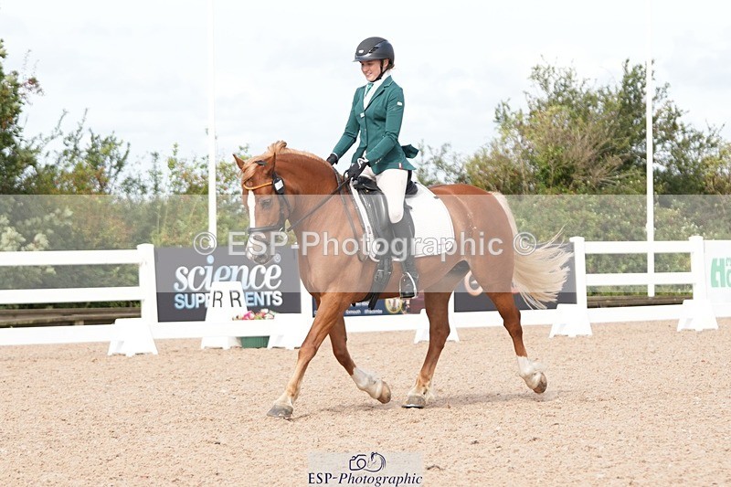 250906-120840-02251 - 078-Sarah.MillerPiper.V