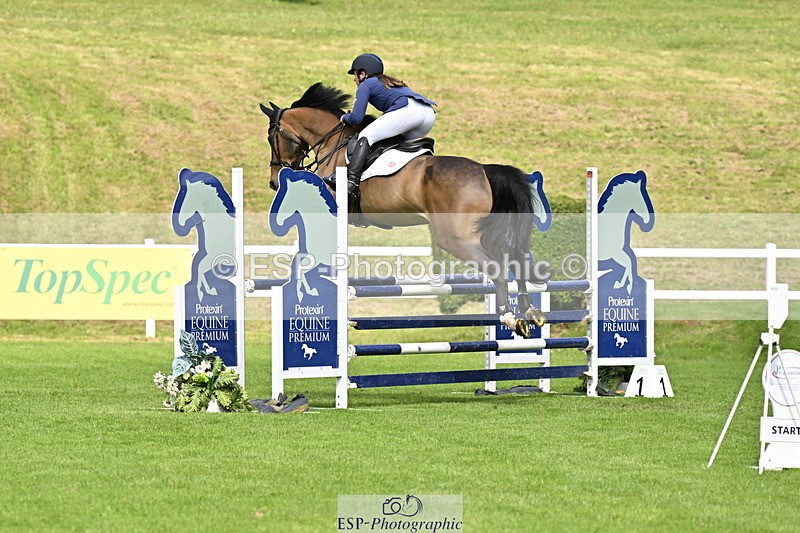 250613A-105321-00615 - Cls 1 Snr Newcomers and 1.10m Open