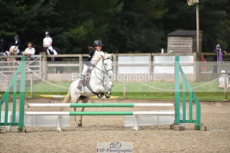 240802-100634-00710 - 70cm Round 1