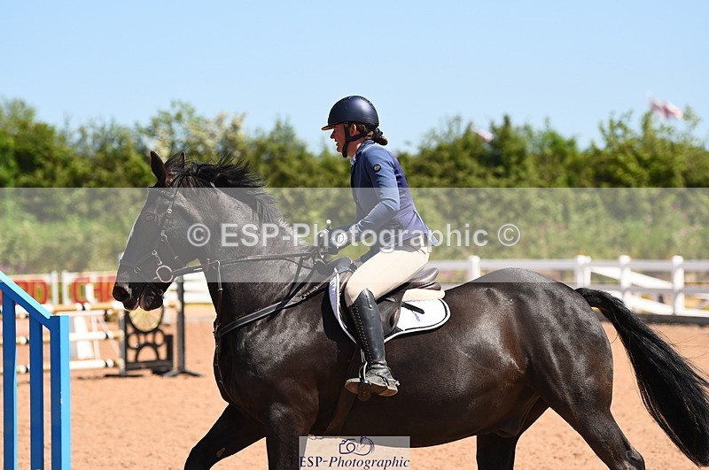 230526A-145006-01983 - Cls 12 1.05m Amateur Quali