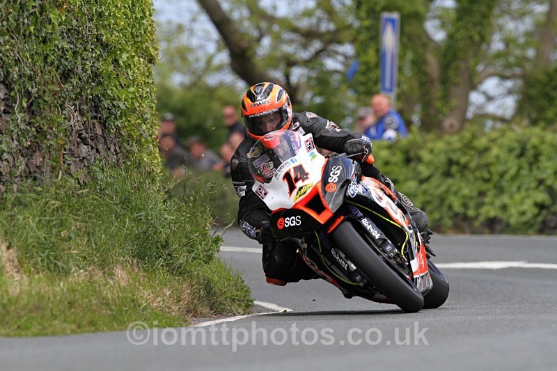Ryan Farqhuar - RST Superbike Race