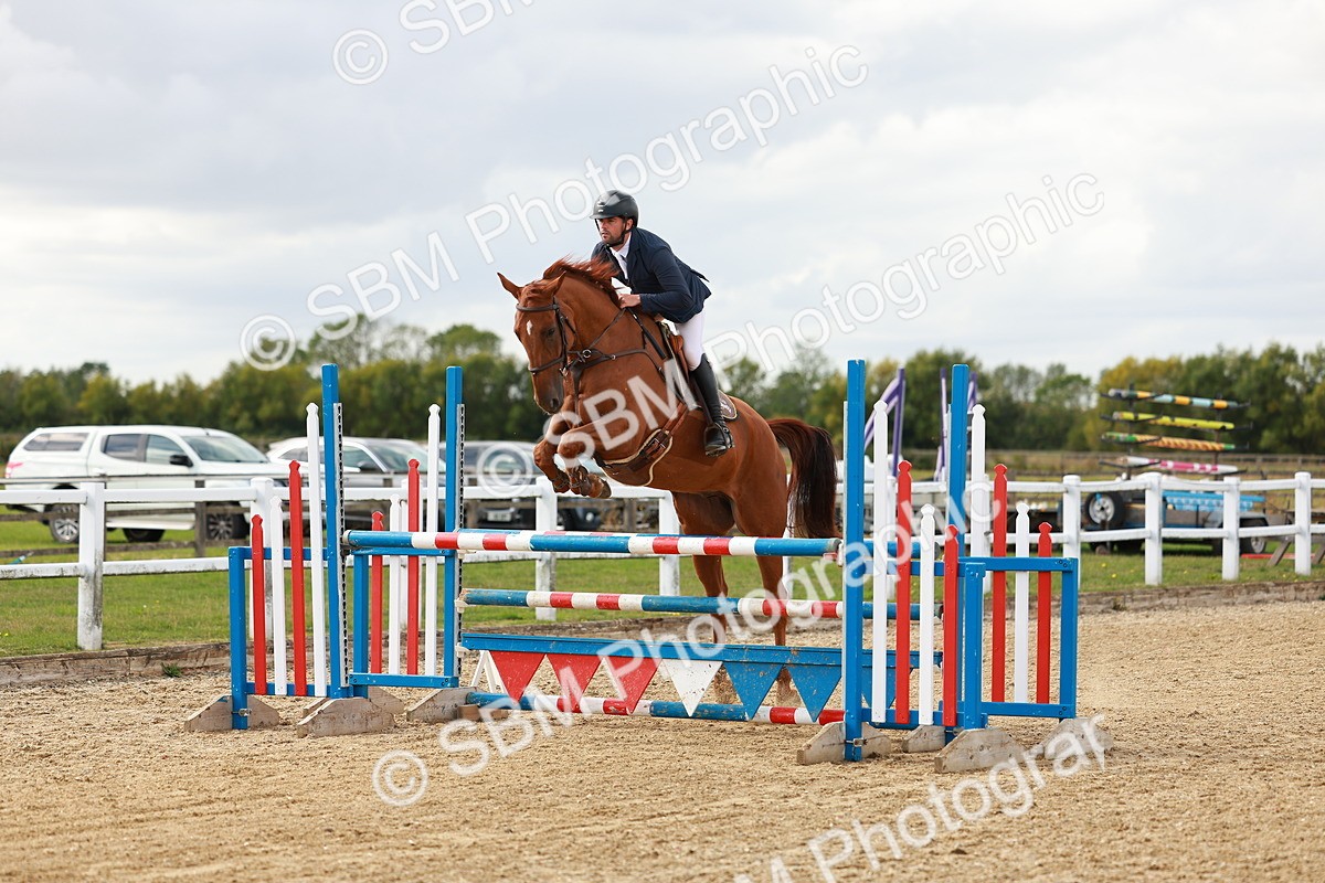 SBM_001254 - Class 4 - Senior Newcomers - 1.10m
