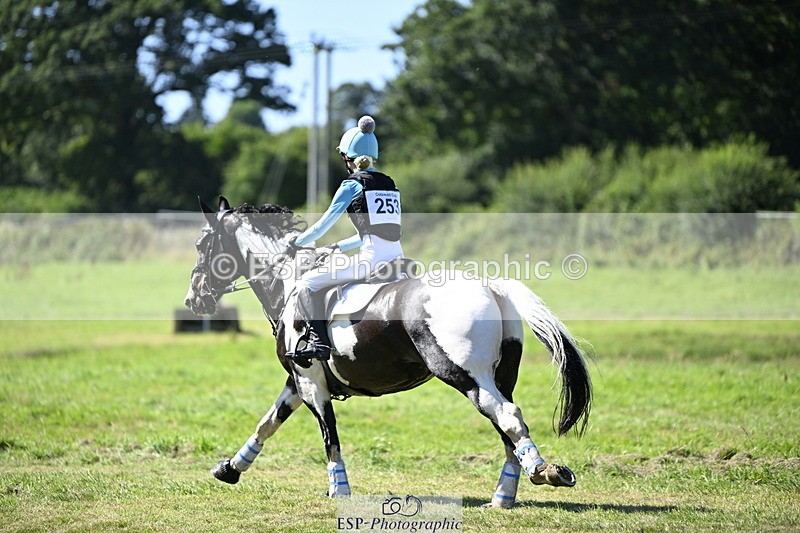 240811A-151657-05335 - 253-