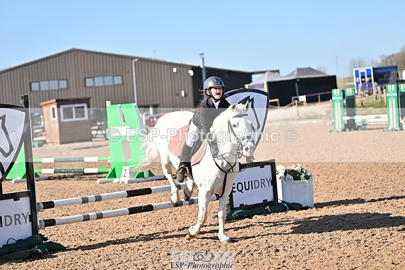 250401-162829-00103 - 60cm classes