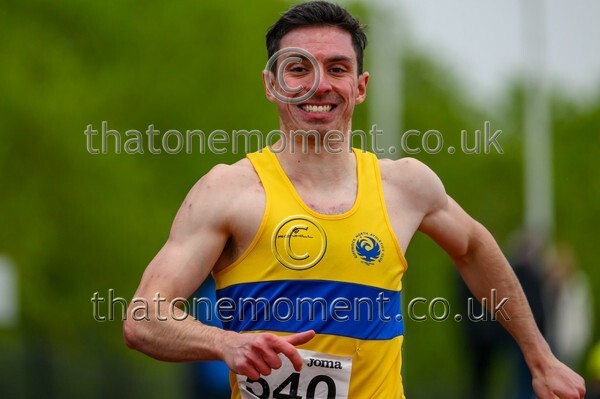 Opener25-925150 - Track Male