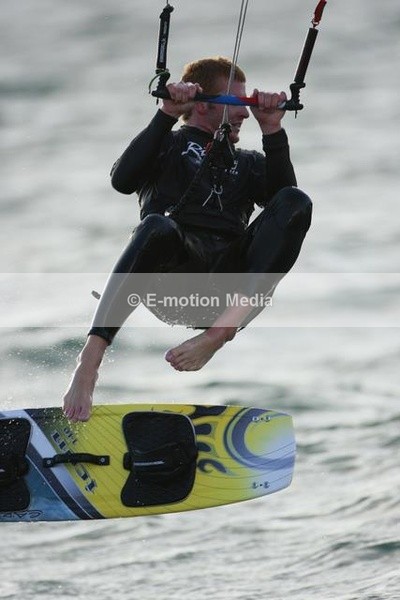 ks 160807-64 - Kite Surfing