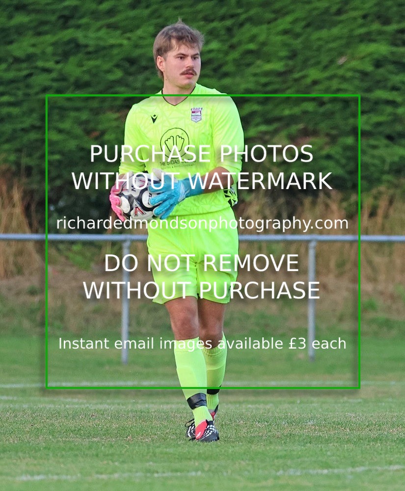 533A4760 - Kendal County vs Cleator Moor Celtic (11/8/26)