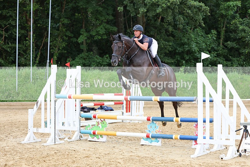 3E7A6503 - Class 9: Senior 1.15m Open