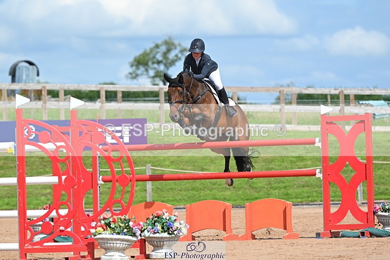 230721A-155938-07541 - Cls 10, 2 Star Big 1.45m Start to break