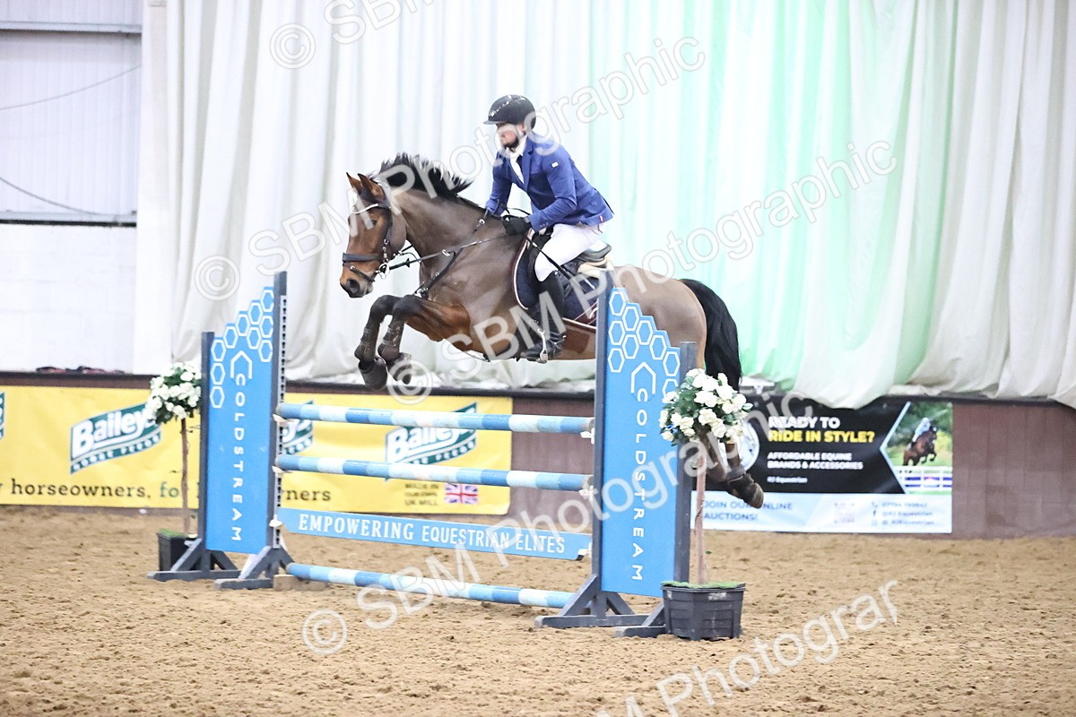 SBM_007414 - Class 23 - Senior Newcomers - 1.10m