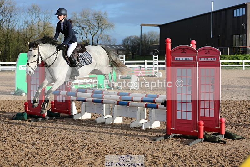 240211A-100339-01708 - Cls 1 Pony Intro 70cm