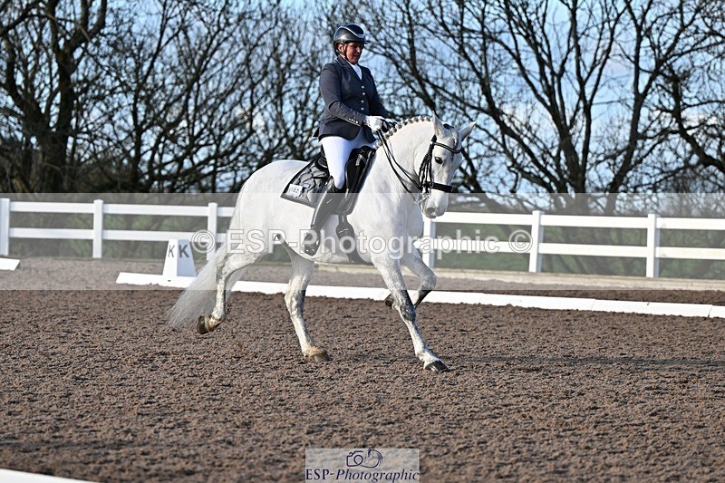 241214-135228-02626 - 102-PAULA.LEE-Deseado.Santo