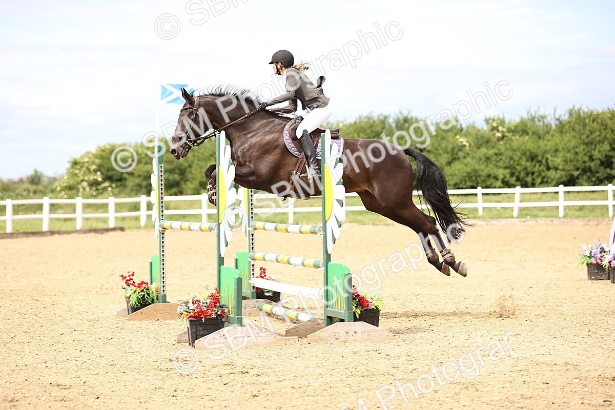 SBM_007831 - Class 19 - Senior Newcomers - 1.10m