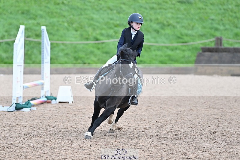 231029A-094420-02501 - 60cm Club and Schools