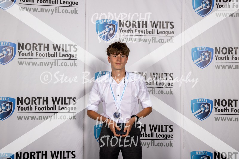 1DX30678 - Div 3 Calne Town Youth White