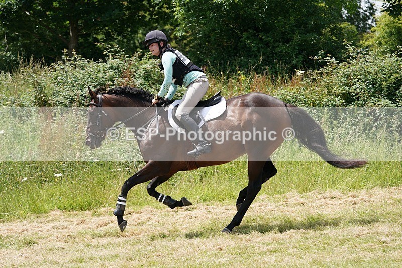 240630X-133054-7406 - 330-Katherine_Jarman-THEQUEENBEE