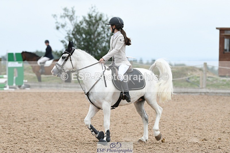 250807-112434-00647 - 90cm Round 1