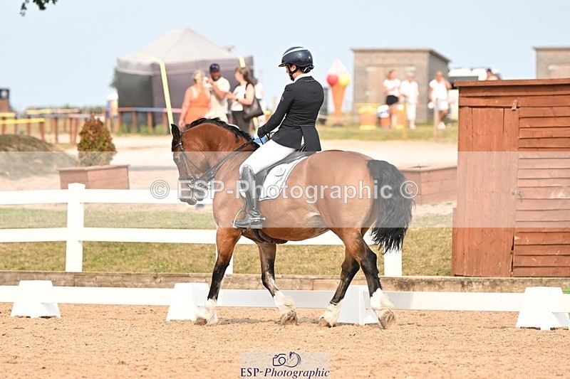 250816-155238-06287 - 030-Jane.HendyCefnbangor.Rob.Roy