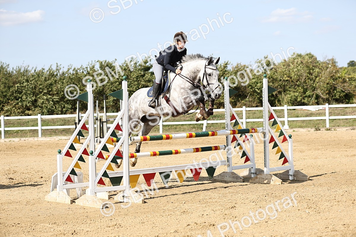 SBM_005290 - Class 6 = Senior Newcomers - 1.10m Open