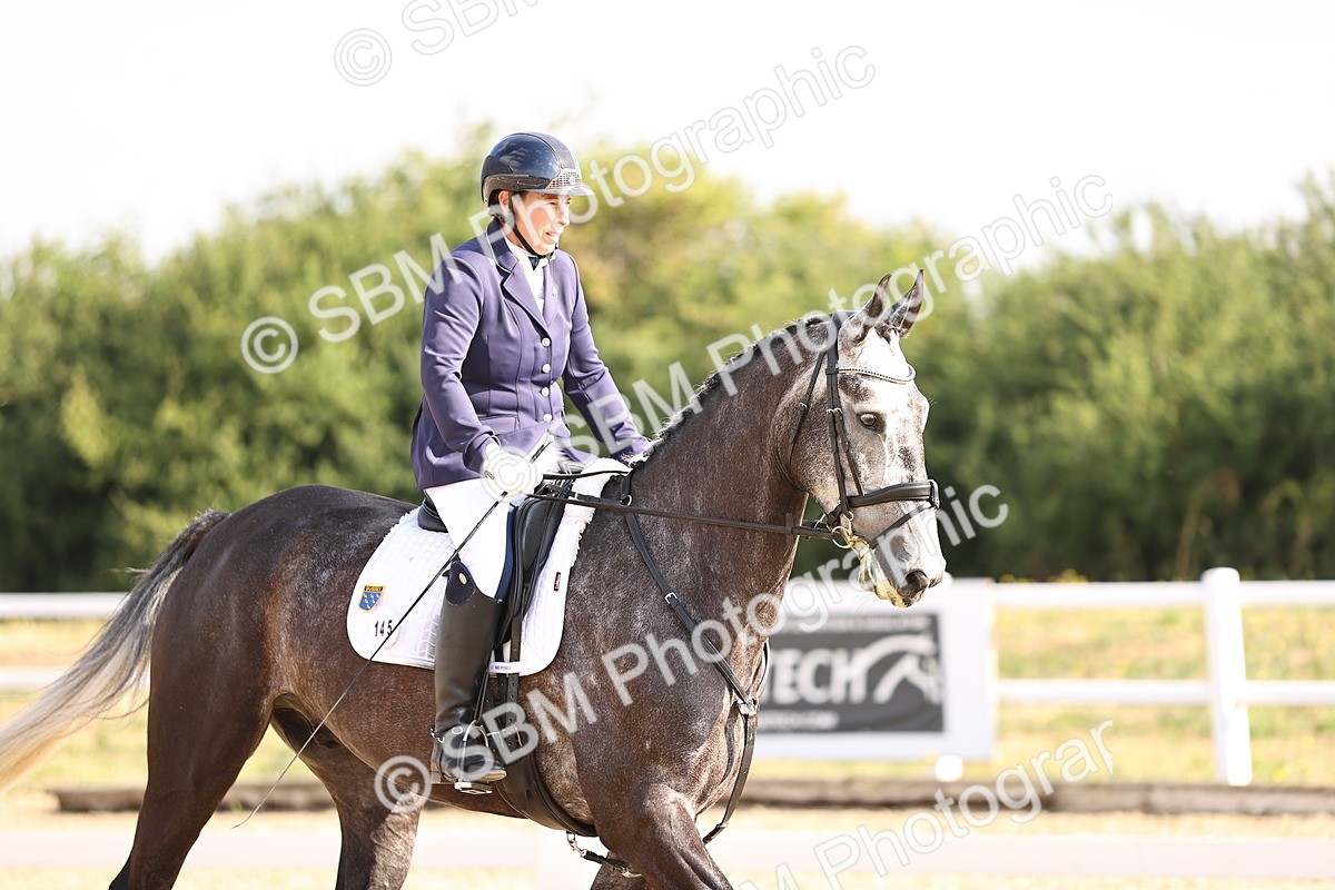 SBM_008500 - Novice 5 - 08.30-9.33