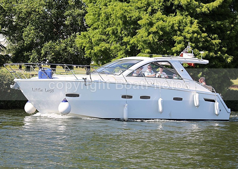 140703 LITTLE LEGS WT7A0563 - HENLEY ROYAL REGATTA - THURSDAY 3RD July 2014