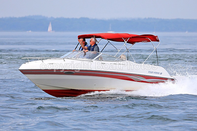 180610 FOUR WINNS SUNDOWNER 1Y3A4876 - Motorboats - Open
