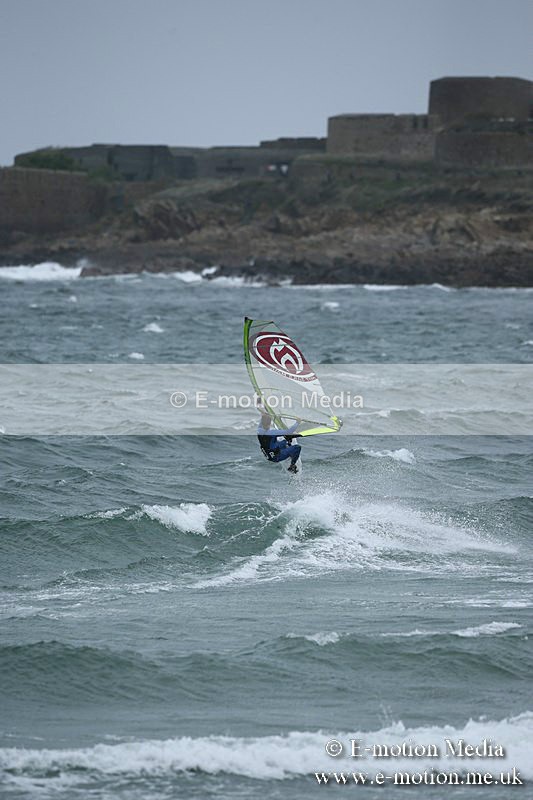 WS 150913-207 - Windsurfing