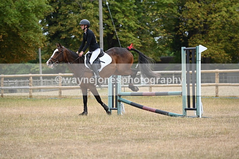 WJ6_0578 - Class 14 Intermediate Jumping 75cm