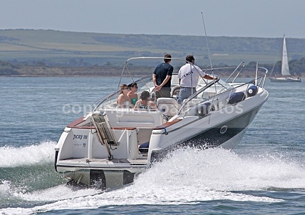 090614 JICKY IMG_1179 - Motorboats - Open