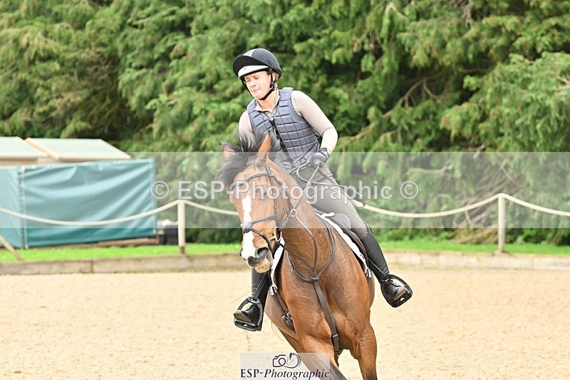 240411-114711-01124 - Group 4 XC